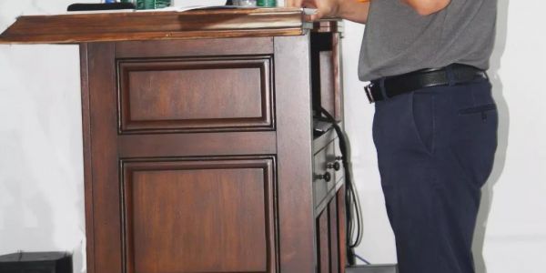 誕魁破曉 破繭成蝶——記董事長羅才華在“誕魁”研修班開班儀式上的發言